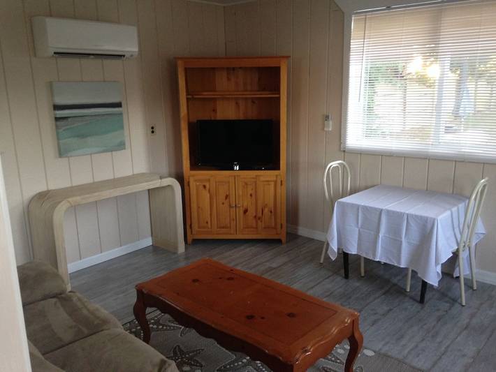 Vacation rental for 4 people, with yard in Chincoteague Island
