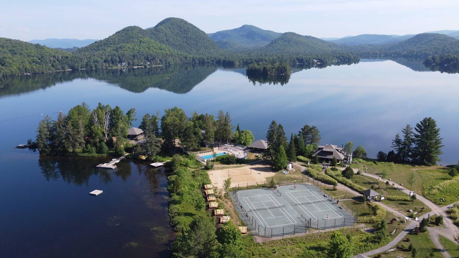 Apartamento entero, Suite with mountain view Resort access Citq 254936 in Lac-Supérieur, Quebec