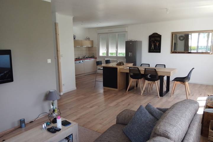 Location de vacances pour 6 personnes, avec jardin à Séné - 2