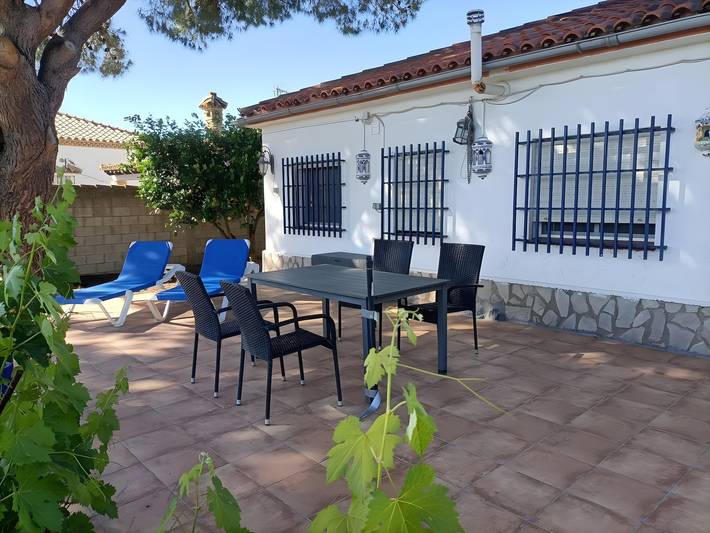 Casa vacanze 'Villa De Limones ' con piscina privata, terrazza privata e Wi-Fi in Pago del Humo, Chiclana de la Frontera