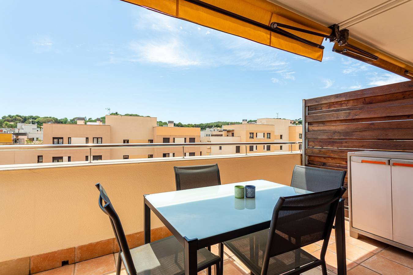 Appartement entier, Appartement Narcis, réservé aux familles. Pas de groupes de jeunes. in Central Lloret de Mar, Lloret de Mar
