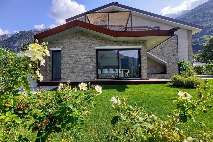 Ferienhaus für 12 Personen, mit Garten
