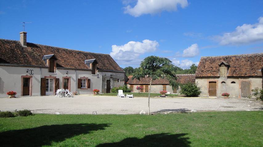 Gîte pour 8 personnes, avec terrasse et jardin