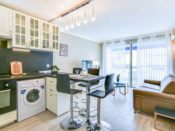 Gîte pour 4 personnes, avec terrasse dans Jardins des Hespérides