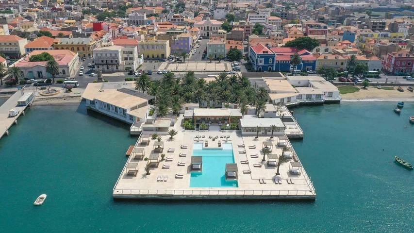 Hôtel pour 2 personnes, avec vue ainsi que piscine et jardin dans São Vicente