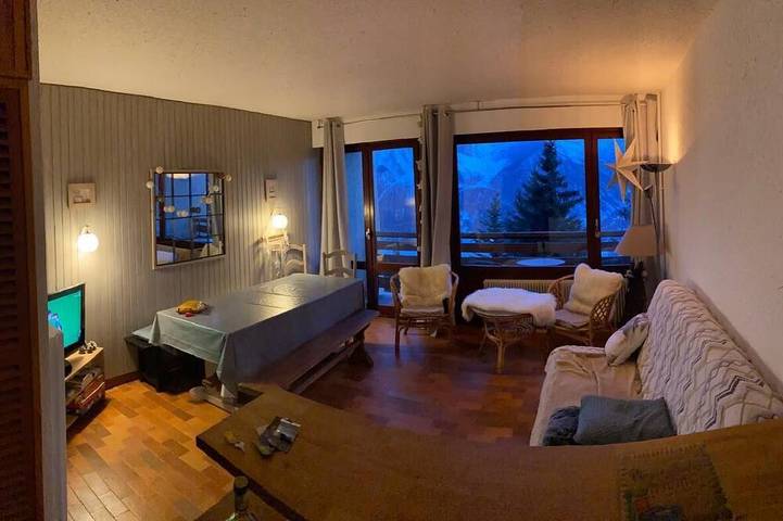 Ganze Wohnung, T2 apartment Orcières Merlette 3min walk from center and ski lifts. in Orcières, Nationalpark Écrins