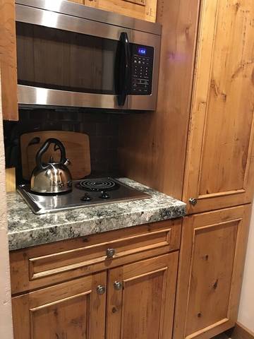 Vacation Apartment for 2 Guests in Park City UT, Utah, Picture 4