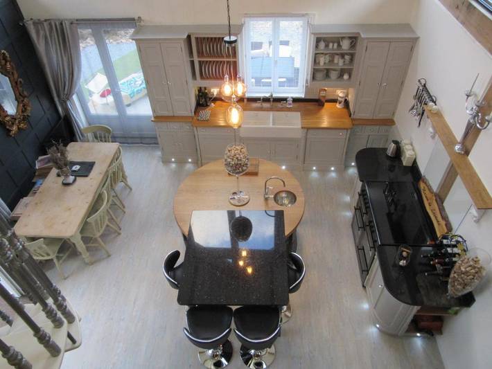 Location de vacances pour 12 personnes, avec piscine ainsi que jardin et vue à Bessines-sur-Gartempe - 4