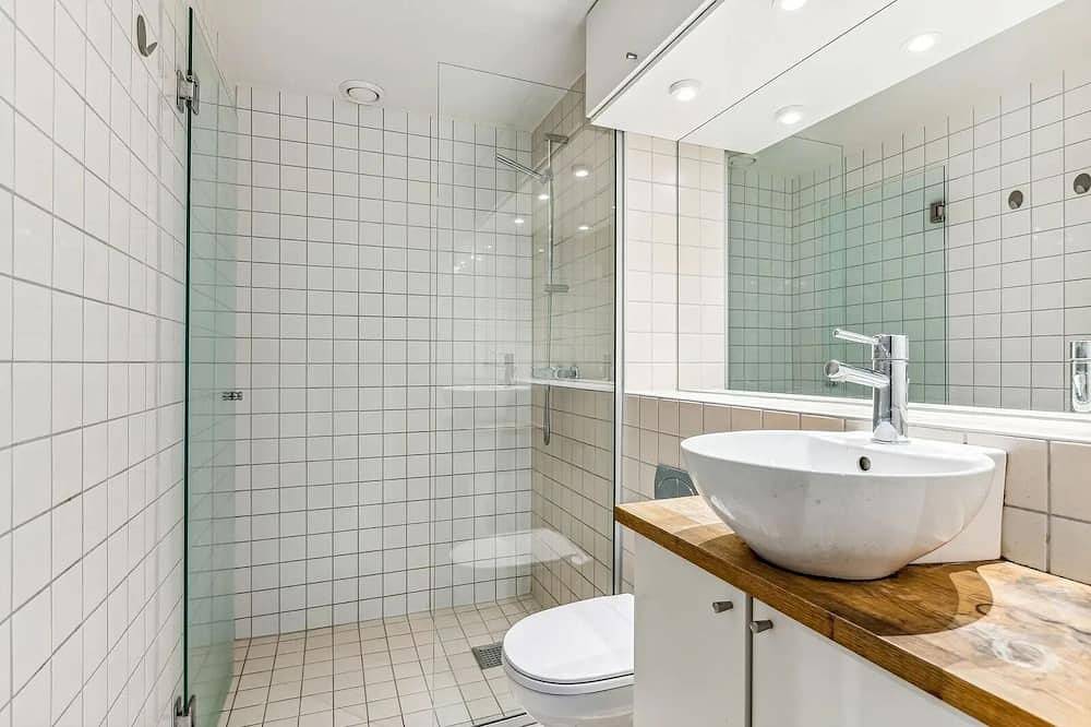 Ganze Wohnung, 60 sqm in the middle of Oslo by the Opera and Karl Johan in Oslo Zentrum, Oslo