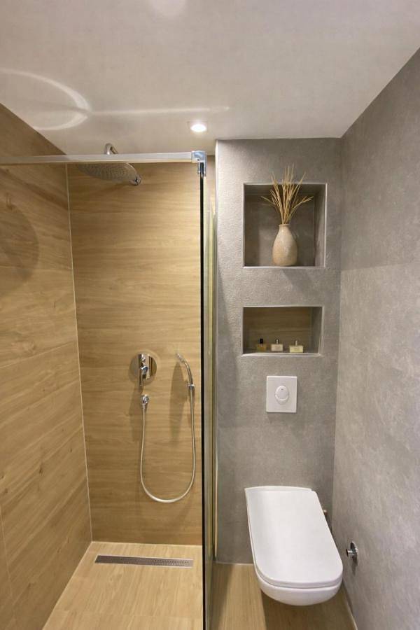 Bungalow für 3 Personen, mit Pool und Garten sowie Ausblick, mit Haustier in Montenegro - 2