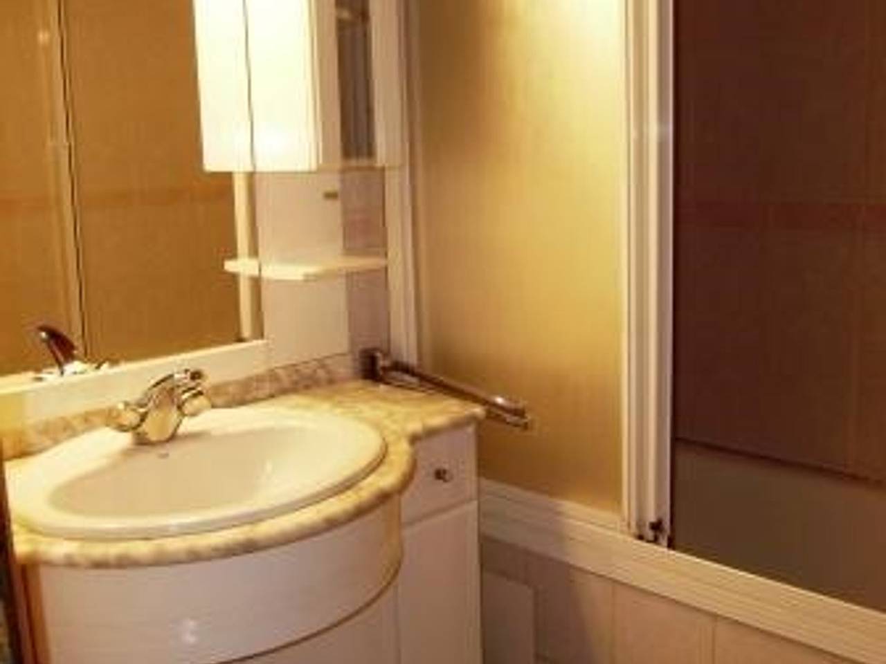 Ganze Wohnung, Gemütliche T3-Wohnung, 7 Pers, Kamin, Haustiere erlaubt, Wifi, in der Nähe von Geschäften in Esquièze-Sère, Nationalpark Pyrenäen