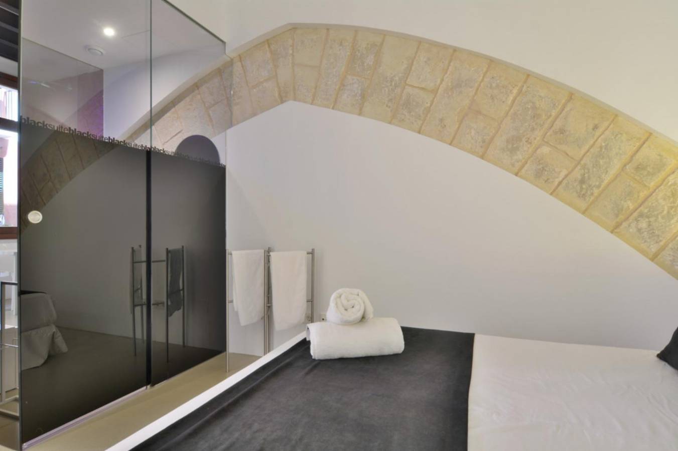 Appartement entier, Appartement de vacances pour 2 personnes avec balcon/terrasse in Palma Old Town, Palma de Majorque