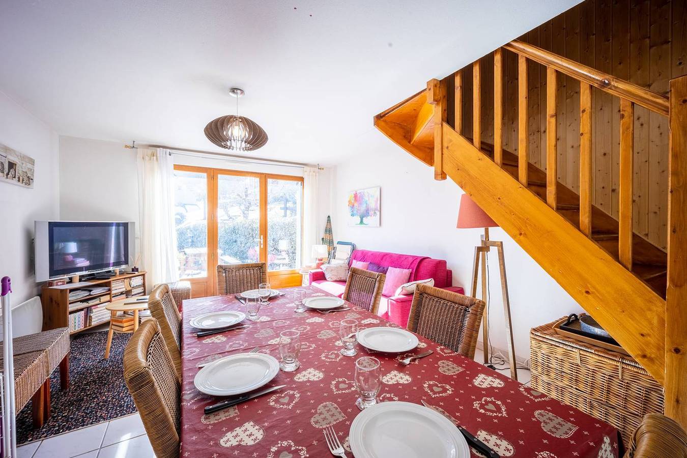 Appartement de vacances entier, Appartement  8 personnes à Genos Proche lac Wifi in Génos, Pyrénées