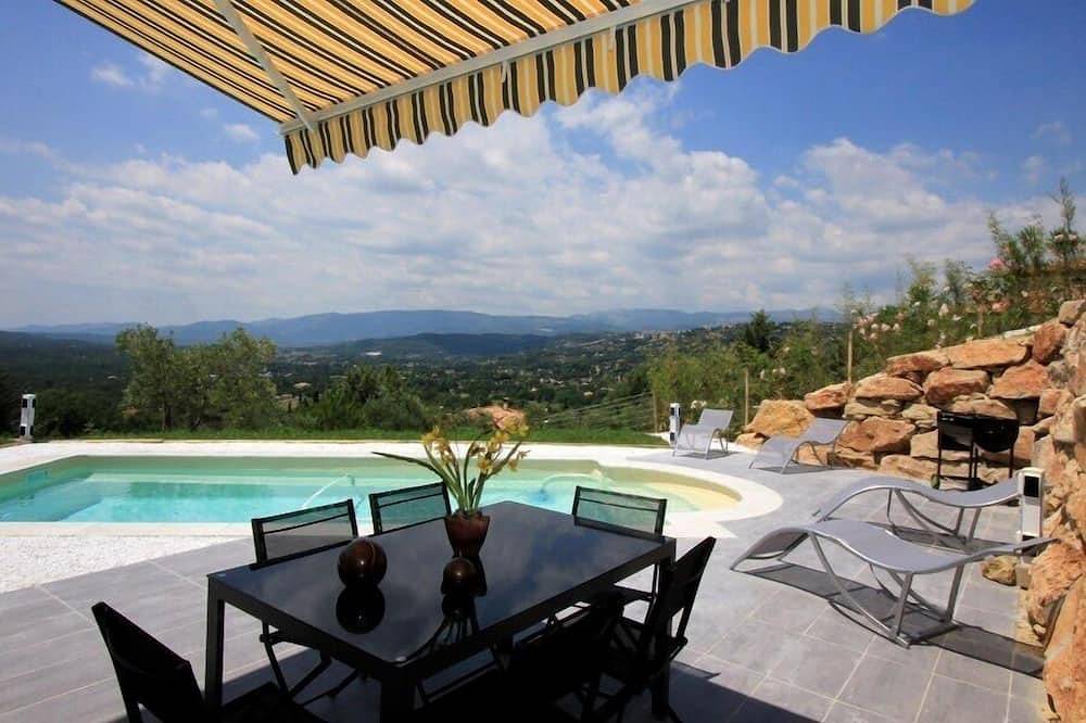 Villa pour 8 Personnes dans Montauroux, Région de Draguignan
