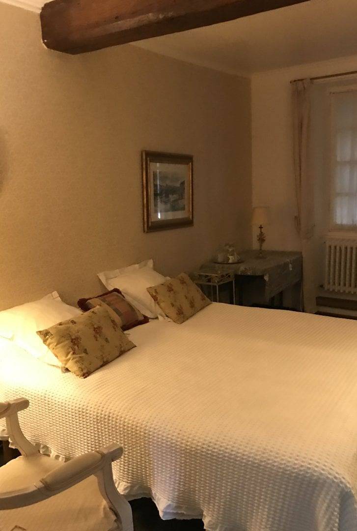 Chambres & table d'hôtes - Chambre du Porche in Chantenay-Saint-Imbert, Nièvre