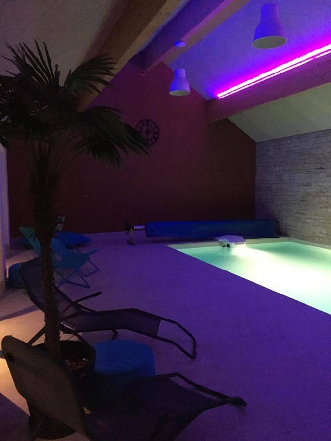 Chambre d’hôte pour 2 personnes, avec vue ainsi que jardin et piscine dans Côte-d'Or - 2