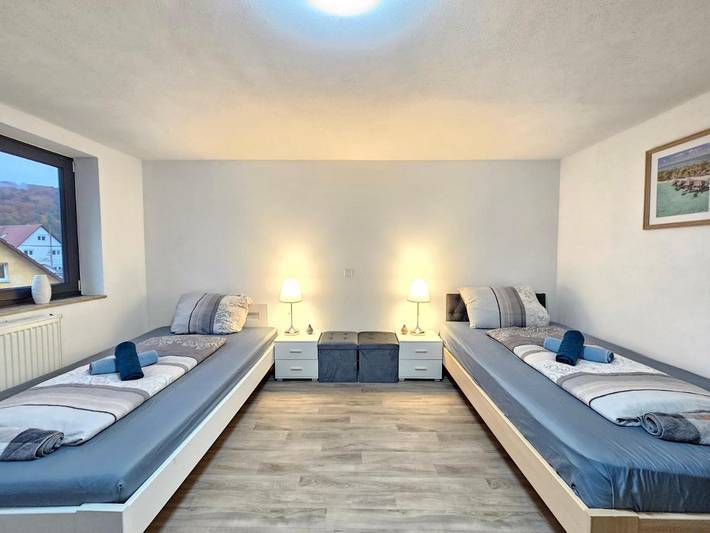 Ferienwohnung für 8 Personen, mit Balkon und Terrasse sowie Garten in Blaubeuren - 3