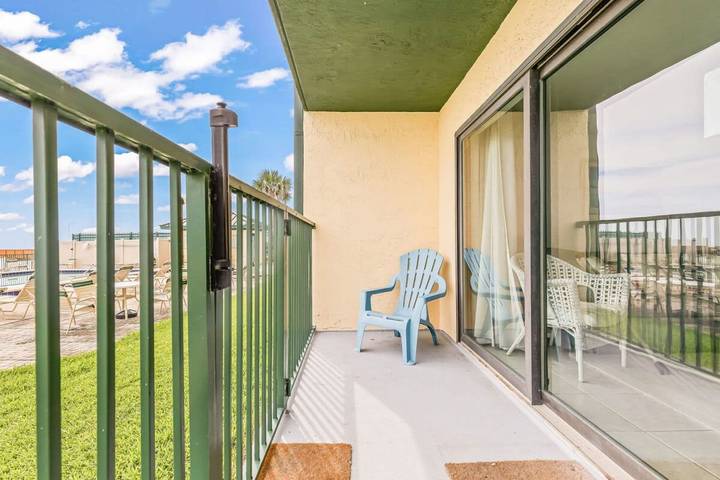 Gîte pour 4 personnes, avec terrasse et piscine dans États-Unis - 4