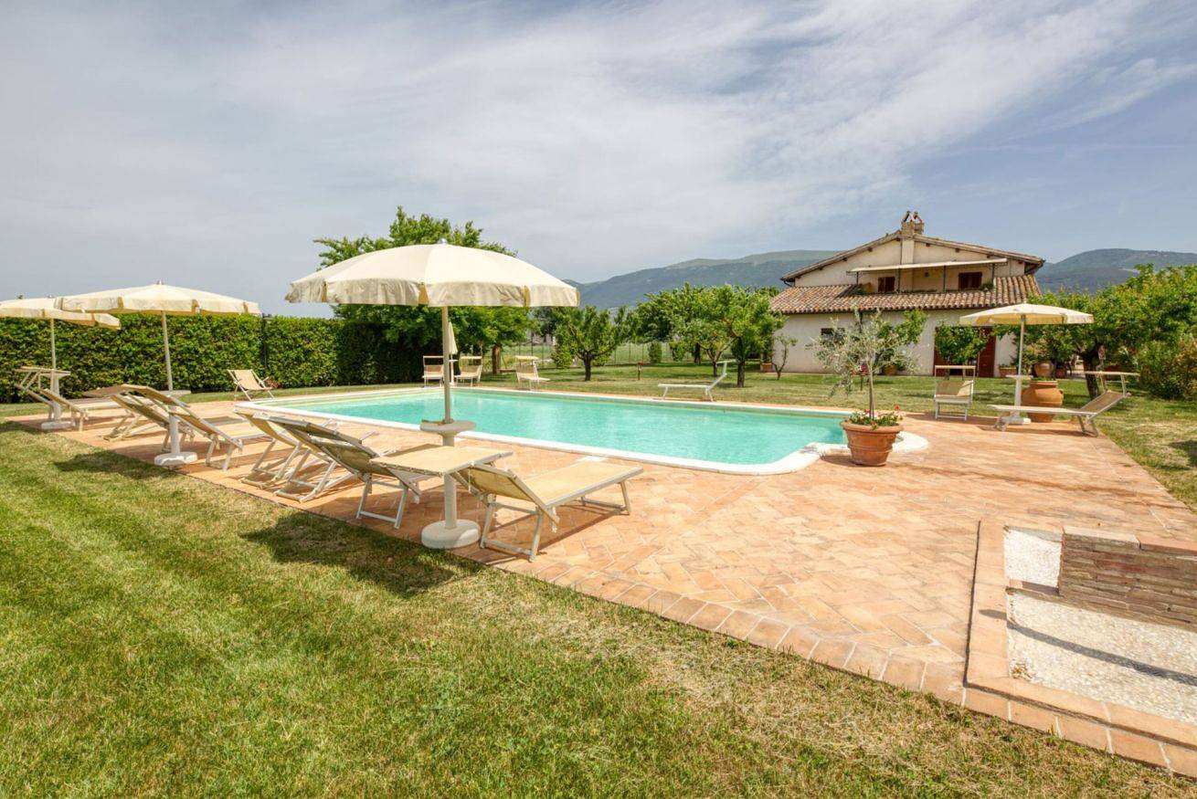 Villa für 25 Personen mit Balkon/Terrasse in Spello, Perugia Provinz