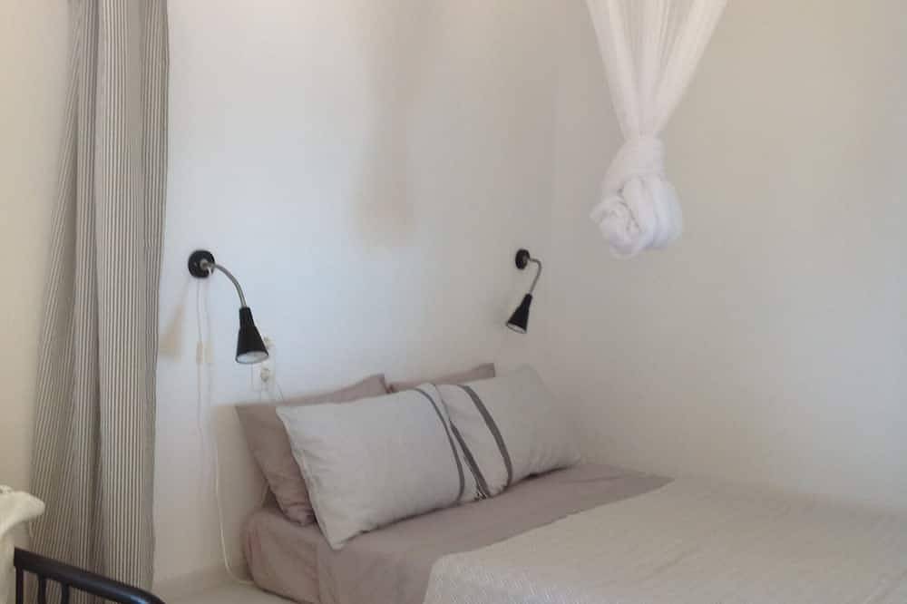 Stone'S Throw Beach Studio - next to the Sea in Koroni, Messeniska viken