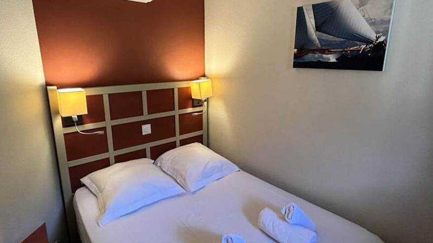 Gîte pour 5 personnes, avec balcon dans Pramousquier - 3