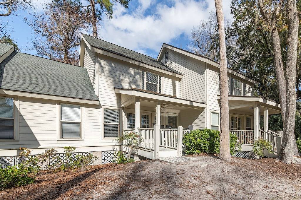 Shipyard Cottage - Private Beach & Golf! Pet Friendly! Free beach chairs,towels. in Coligny Beach, Shipyard Plantation