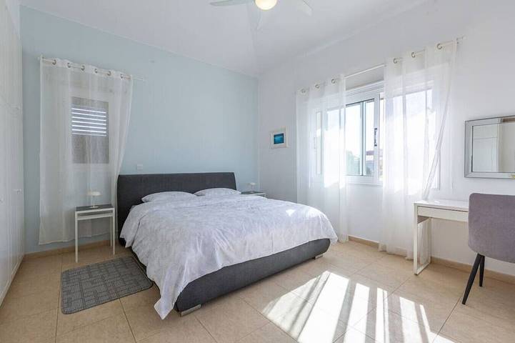 Location de vacances pour 10 personnes, avec jardin ainsi que jacuzzi et balcon à Coral Bay - 2