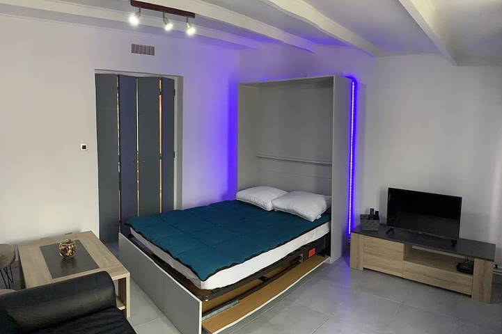 Location de vacances pour 4 personnes, avec terrasse à Port-de-Bouc - 2