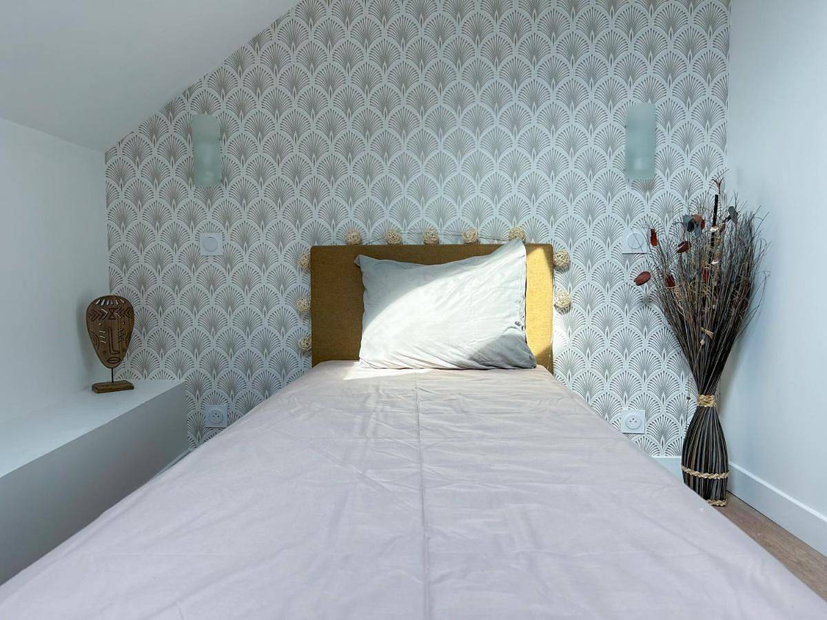 Appartement entier, Three-Bedroom Apartment in Saint-Pierre-du-Perray, Essonne