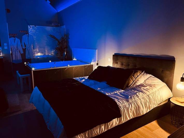 Location de vacances pour 2 personnes, avec jacuzzi et terrasse à Villefranche-sur-Cher - 4