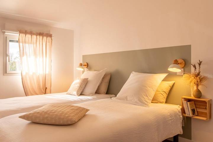 Location de vacances pour 6 personnes, avec jardin et vue à Nueil-les-Aubiers - 4