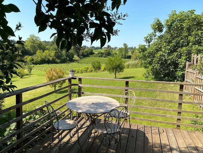 Location de vacances pour 5 personnes, avec jardin et vue à Saint-Michel-de-Fronsac - 2