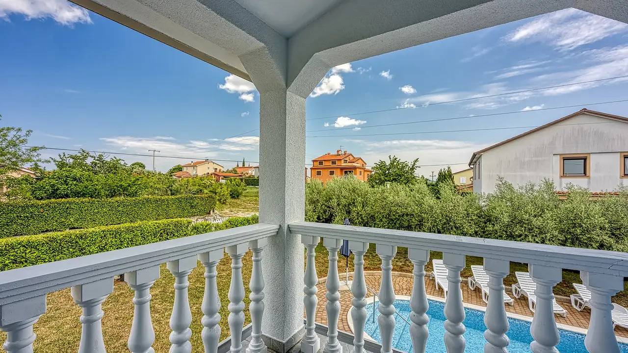 Villa für 8 Personen (121 m²) in Kaštel in Kaštel (Plovanija), Buje