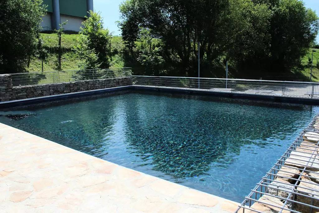 Roches et Vallées 45 m² 6 people in Sainte-Féréole, Brive-la-Gaillarde region