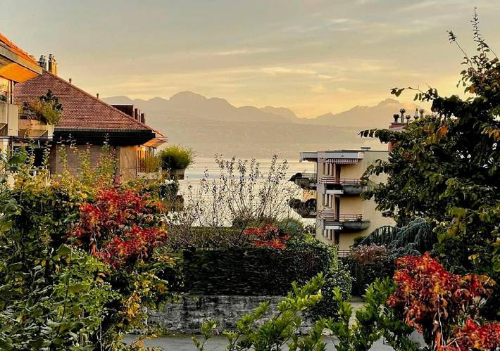 Appartement de vacances pour 4 personnes, avec terrasse ainsi que vue sur le lac et vue