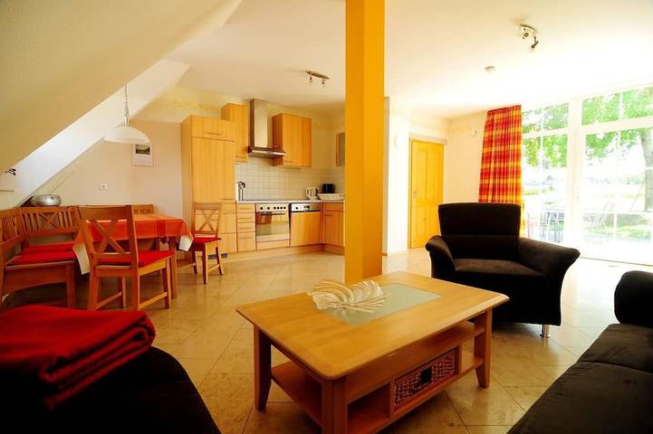 Ferienwohnung für 5 Personen, mit Balkon und Garten