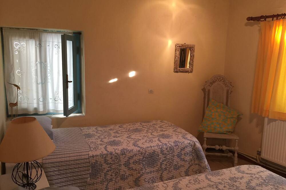 Olive Pickers Sleeps 5 (2 chambres) in Agios Pavlos (Canée), Vámos