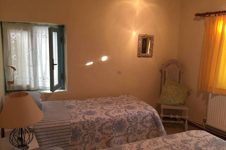 Gîte pour 5 personnes, avec jardin