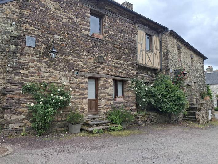 Gîte pour 4 personnes, avec jardin à Plélan-le-Grand