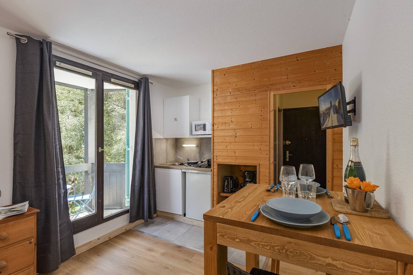 Entire apartment, Chamonix Sud - Balme 102 in Brevent-Flegere, Chamonix-Mont-Blanc