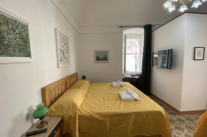 Promotion \"Touristhouse Monopoli 10\" Room1 Triple With En Suite Bathroom in Monopoli, Region de Bari