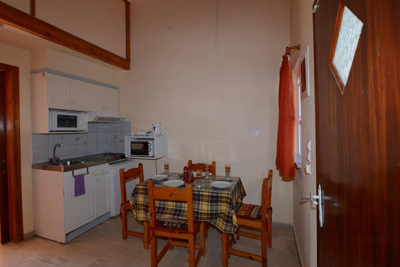 Appartement 'One Bedroom 4' met bergzicht, wifi en airconditioning, foto 11