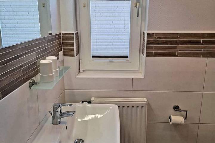 Ferienwohnung für 2 Personen, mit Garten in Wenkendorf - 4