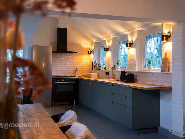 Ferienhaus für 10 Personen, mit Terrasse und Balkon/Terrasse