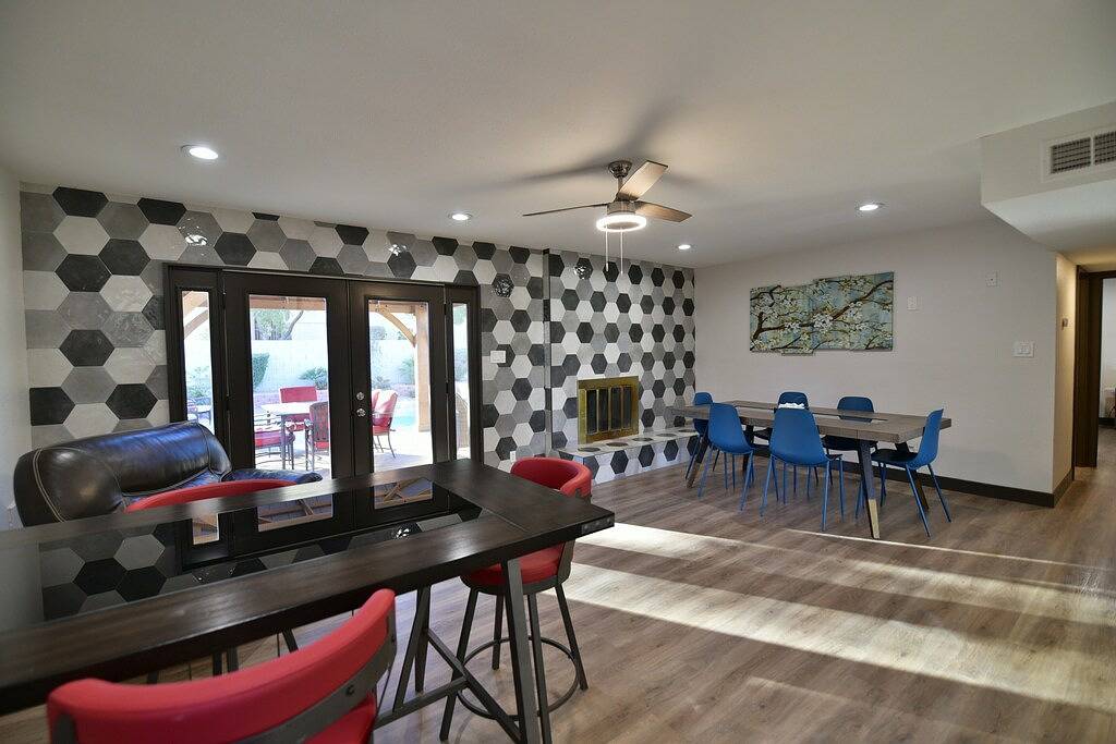 Entzückendes Zuhause mit wunderschönem Pool und Whirlpool in Las Vegas, Red Rock Canyon