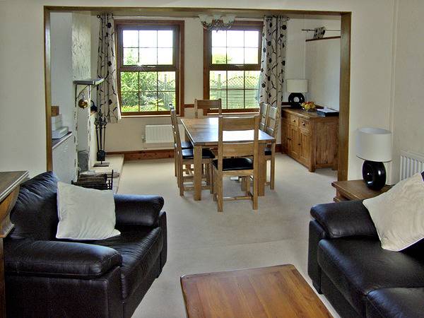 Railway Cottage in Fairbourne, Snowdonia
