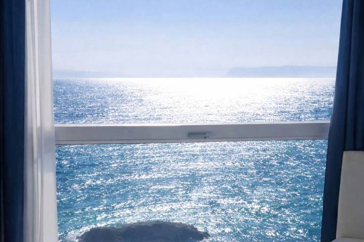 \"Sea House\" Directly On The Sea in Spiaggia di Pomonte, Elba