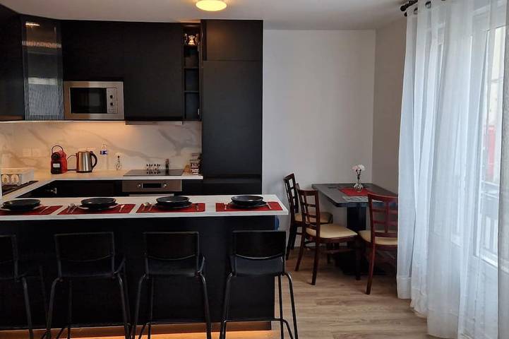 Location de vacances pour 7 personnes à Drancy