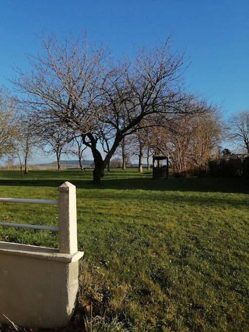 Location de vacances pour 8 personnes, avec vue et jardin dans Les Monts d'Aunay - 3