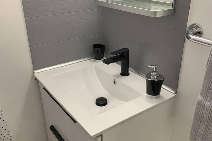 Gîte pour 4 personnes, avec terrasse et jardin à Santa-Maria-Poggio - 3